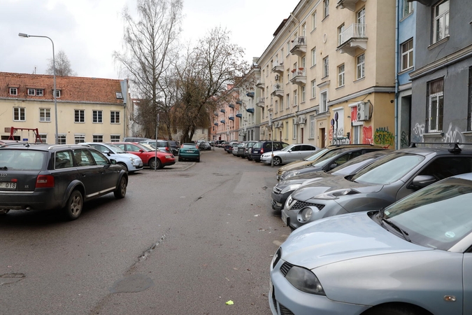 Senamiesčio gyventojams – atokvėpis nuo svetimų automobilių