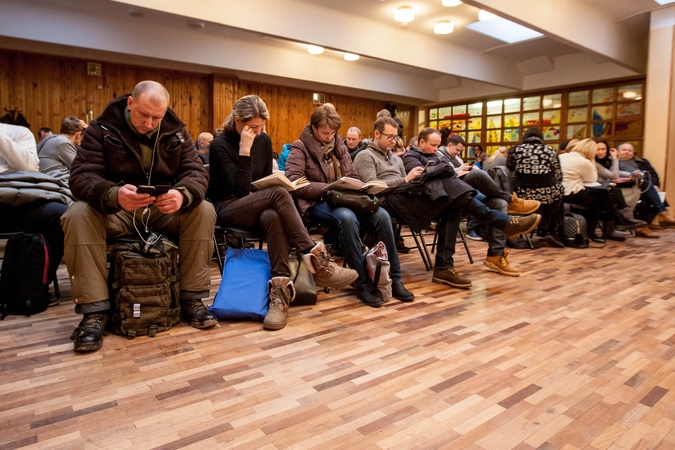Bemiegė naktis prie mokyklos: ar tėvai laukė veltui?