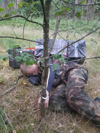 Kapčiamiesčio pasieniečių sulaikomi kontrabandininkai bandė priešintis 
